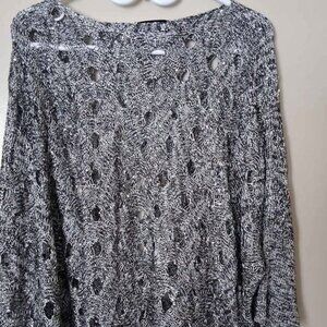 Frank Lyman Long Sleeve Poncho Knit Top Open Weave Sequin Sparkle - XL